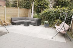 brouwerij tuin achter vrij uitzicht.jpg